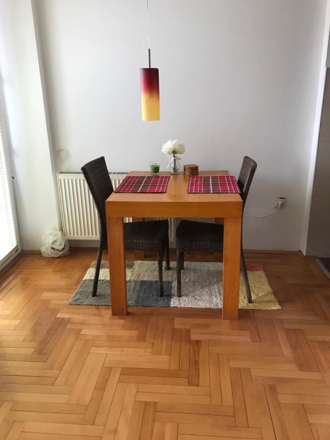 Appartement Belvedere à Ni Extérieur photo